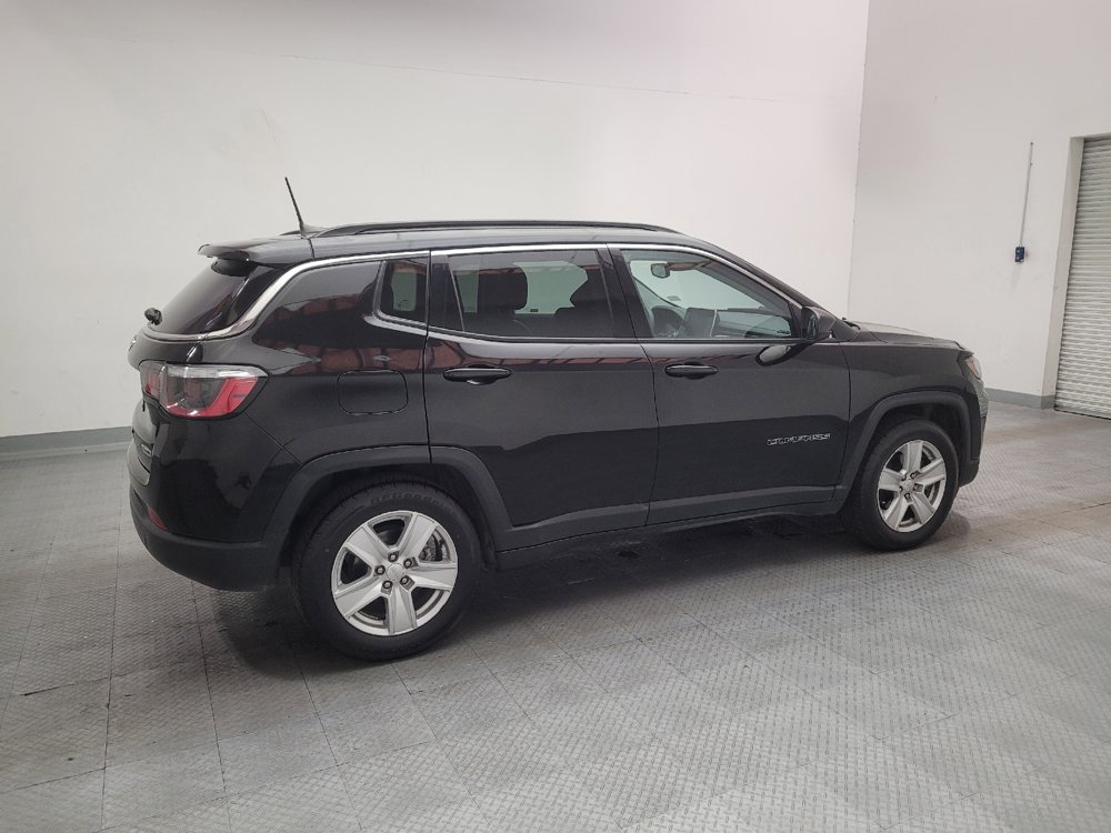 Used 2022 Jeep Compass Latitude FWD image 10