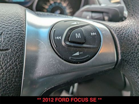 Used 2012 Ford Focus SE image 7