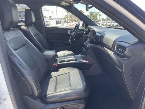Used 2020 Ford Explorer Limited w/ Class III Trailer Tow Package AWD/4WD image 29