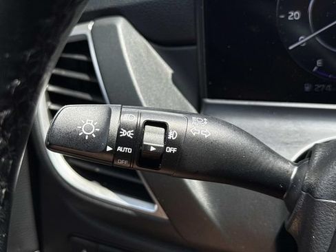 Used 2024 Kia Seltos EX FWD image 26