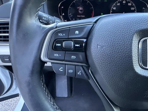 Used 2018 Honda Accord EX-L image 30