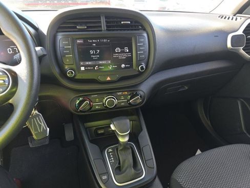Used 2023 Kia Soul LX w/ Option Group 015 image 27
