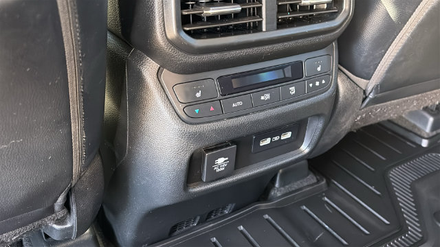 Used 2023 Honda Pilot Elite image 26