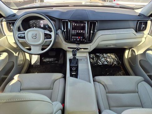 Used 2021 Volvo XC60 T5 Inscription AWD/4WD image 23