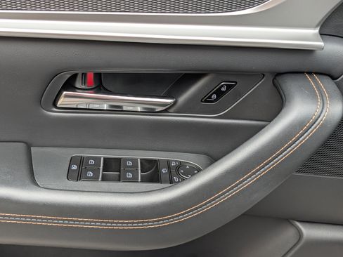 Used 2025 MAZDA CX-90 3.3 Turbo w/ Premium Plus Pkg image 16