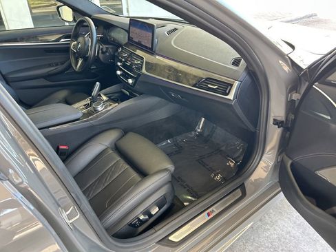 Used 2022 BMW 540i xDrive w/ M Sport Package image 26