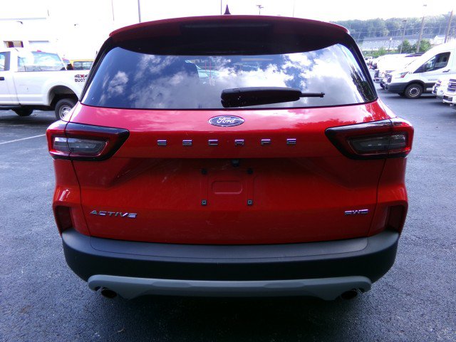 Used 2024 Ford Escape Active AWD/4WD image 8