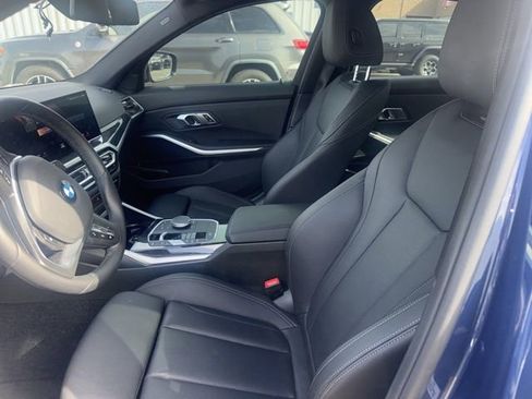 Used 2023 BMW 330i Sedan w/ Convenience Package image 9
