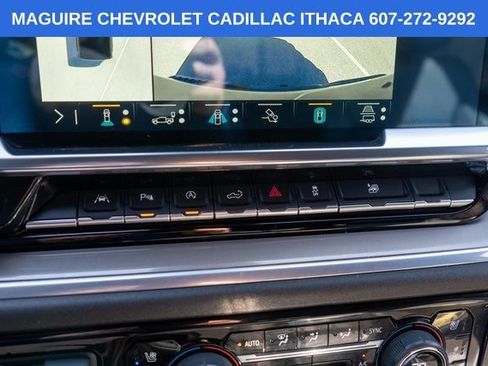 Used 2022 Chevrolet Silverado 1500 High Country w/ High Country Premium Package AWD/4WD image 37