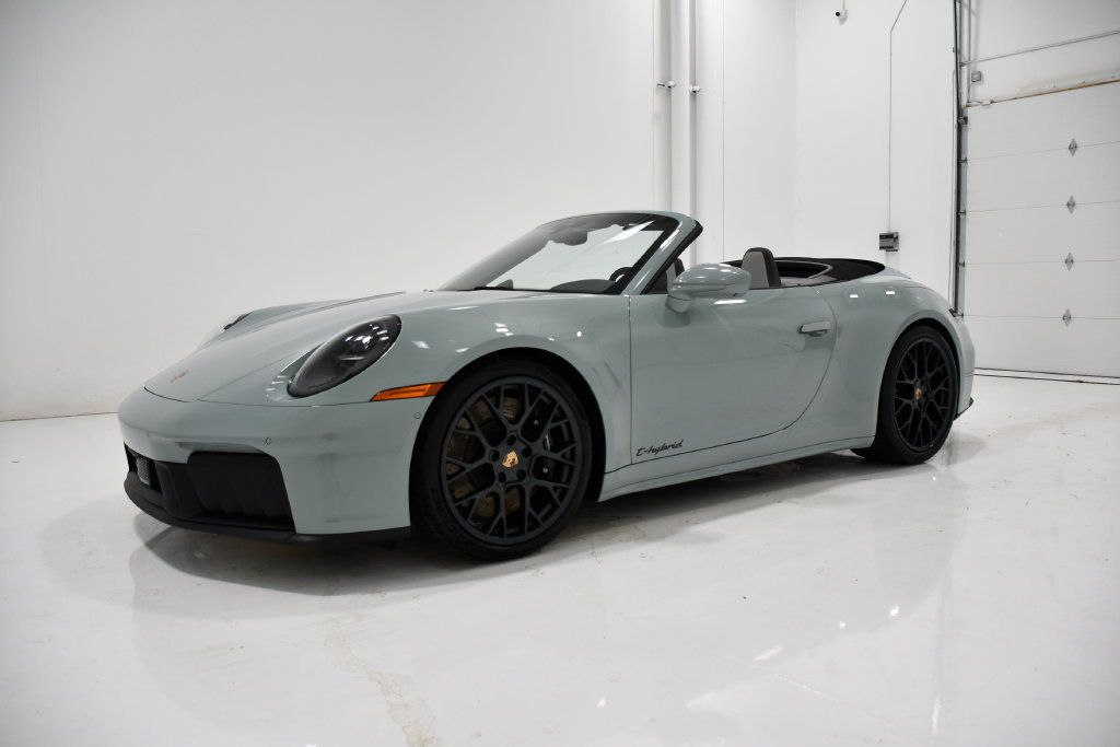 Used 2026 Porsche 911 Carrera GTS RWD image 7