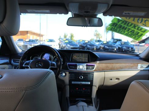 Used 2016 Mercedes-Benz E 350 Sport image 27