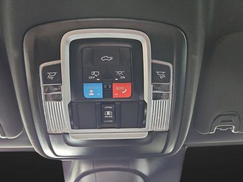 Used 2024 RAM 3500 Laramie w/ Night Edition AWD/4WD image 33