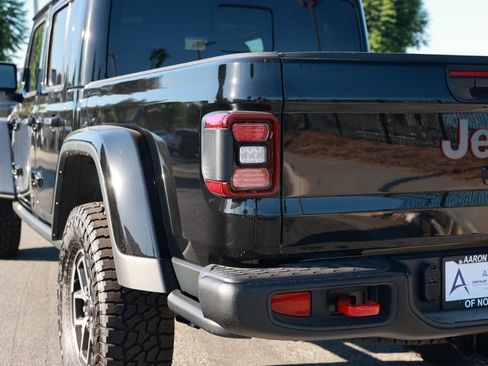 New 2026 Jeep Gladiator Rubicon w/ Steel Power Dome Hood Package AWD/4WD image 10