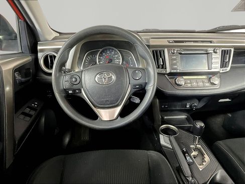 Used 2015 Toyota RAV4 XLE FWD image 8