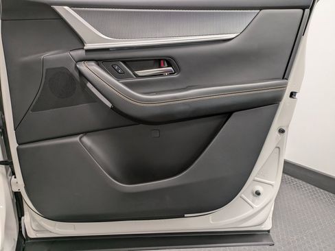 Certified 2025 MAZDA CX-70 3.3 Turbo S w/ Premium Package image 27