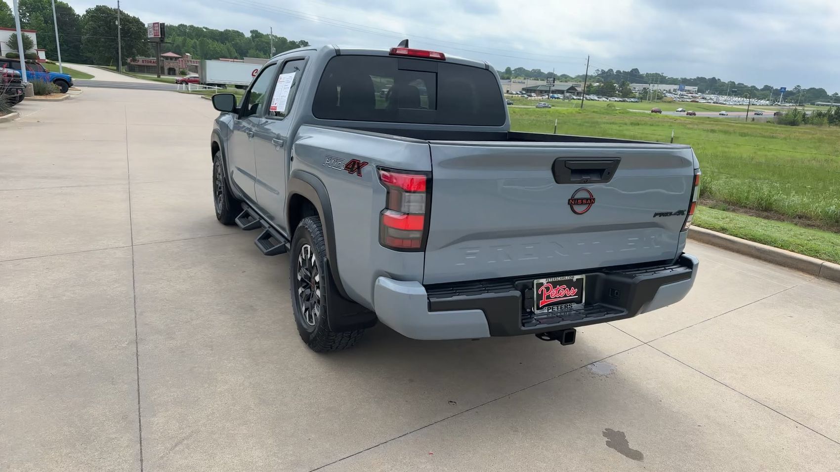 Used 2023 Nissan Frontier PRO-4X w/ Tow Package AWD/4WD image 7