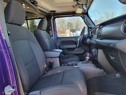 Certified 2023 Jeep Wrangler Unlimited w/ Cold Weather Group image 24