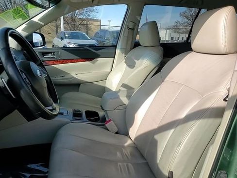 Used 2012 Subaru Outback 3.6R Limited w/ Moonroof Pkg image 10