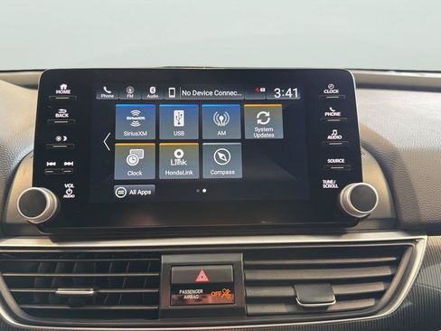 Used 2022 Honda Accord Sport image 18