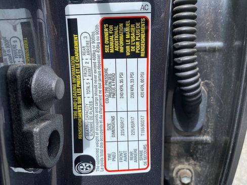 Used 2022 Subaru Outback Premium image 32