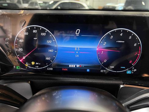 New 2025 Mercedes-Benz GLB 250 4MATIC image 25