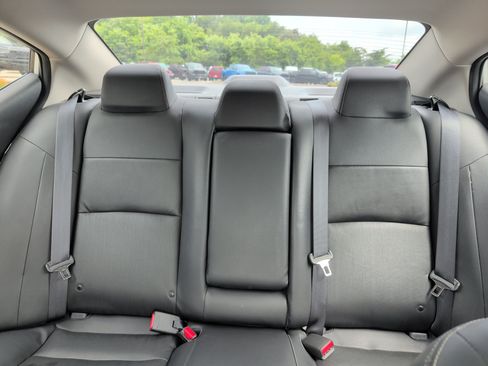 Used 2019 Nissan Altima 2.5 Platinum FWD image 27