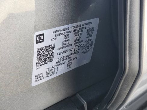 Used 2026 GMC Yukon XL AT4 AWD/4WD image 33
