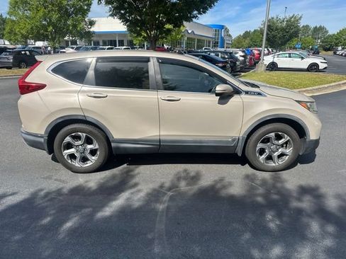 Used 2017 Honda CR-V EX image 2