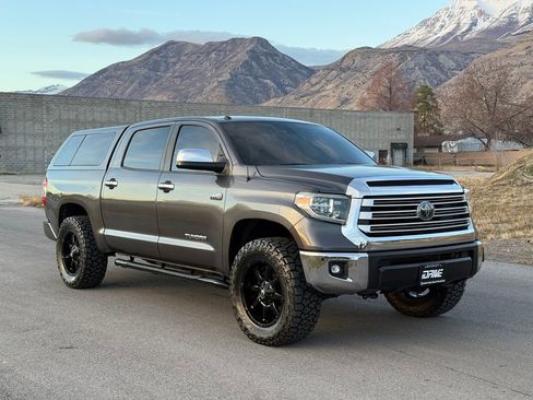 Used 2018 Toyota Tundra Limited w/ Limited Premium Package AWD/4WD image 1