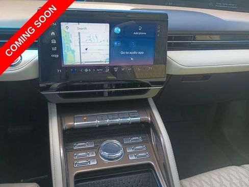 Used 2024 Lincoln Nautilus Black Label AWD/4WD image 19