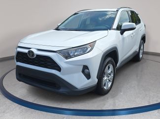 Used 2021 Toyota RAV4 XLE w/ Convenience Package FWD video 1