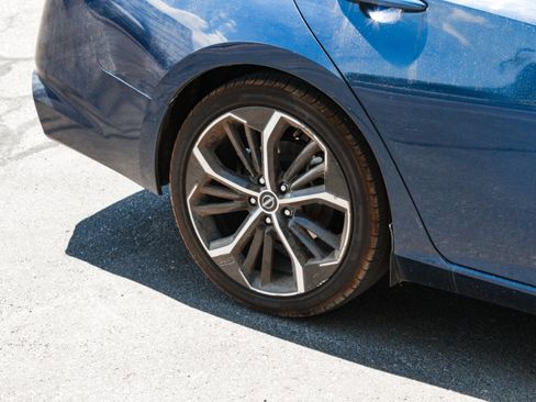 Used 2024 Nissan Altima 2.5 SR FWD image 4