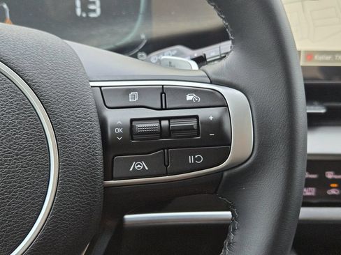 Certified 2025 Kia Sportage EX AWD/4WD image 28