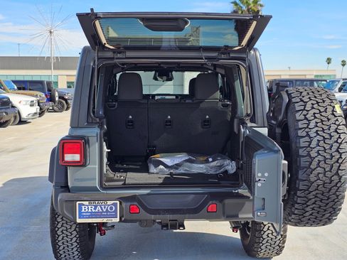 New 2026 Jeep Wrangler Willys AWD/4WD image 7