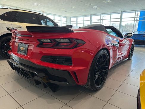 Used 2023 Chevrolet Corvette Z06 w/ Stealth Interior Trim Package image 28