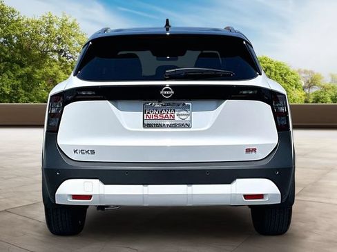 New 2026 Nissan Kicks SR FWD image 4