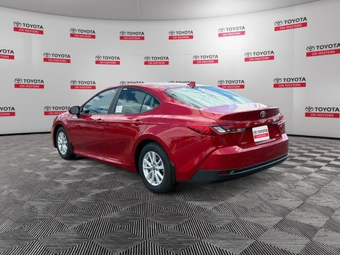 New 2026 Toyota Camry LE w/ Convenience Package FWD image 5