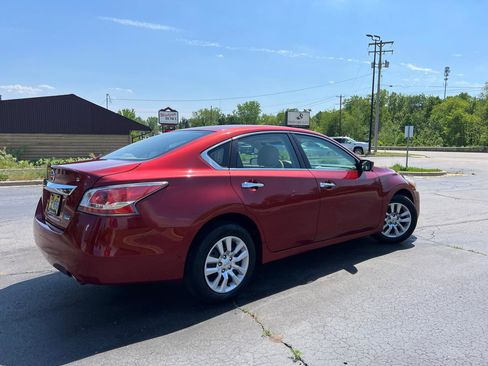 Used 2014 Nissan Altima 2.5 S FWD image 9