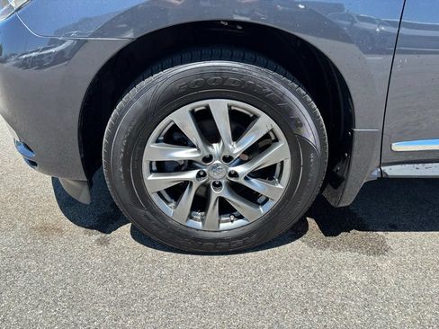 Used 2013 INFINITI JX35 AWD w/ Premium Pkg image 31