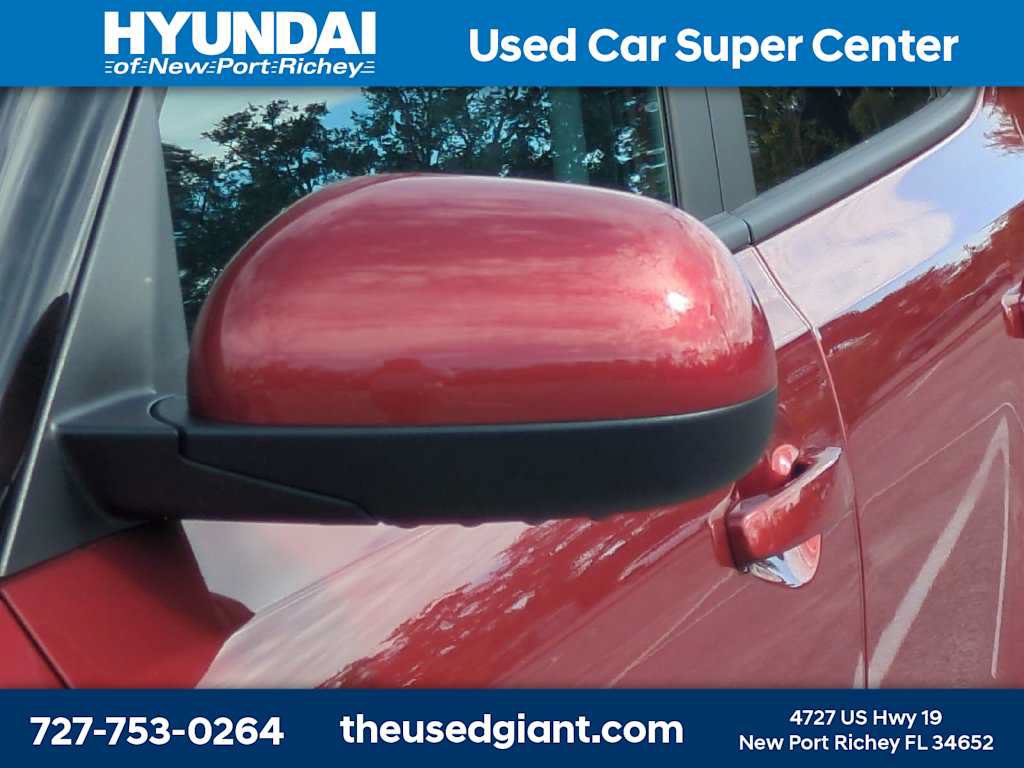 Used 2022 Kia Soul LX w/ Technology Package FWD image 11