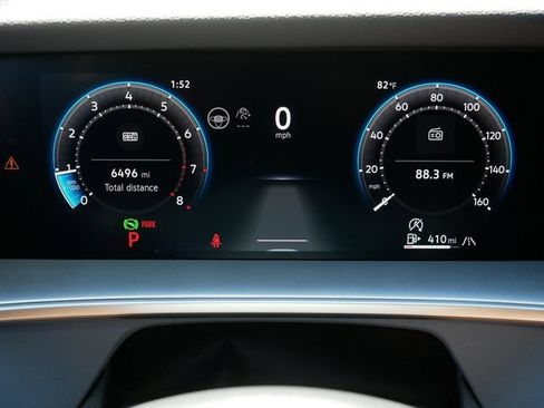 Certified 2025 Volkswagen Tiguan SE AWD/4WD image 27