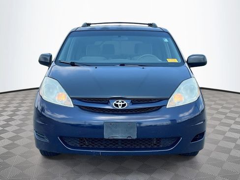 Used 2007 Toyota Sienna FWD image 2