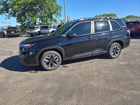 Certified 2025 Subaru Forester Premium w/ Convenience Package #1 AWD/4WD image 4