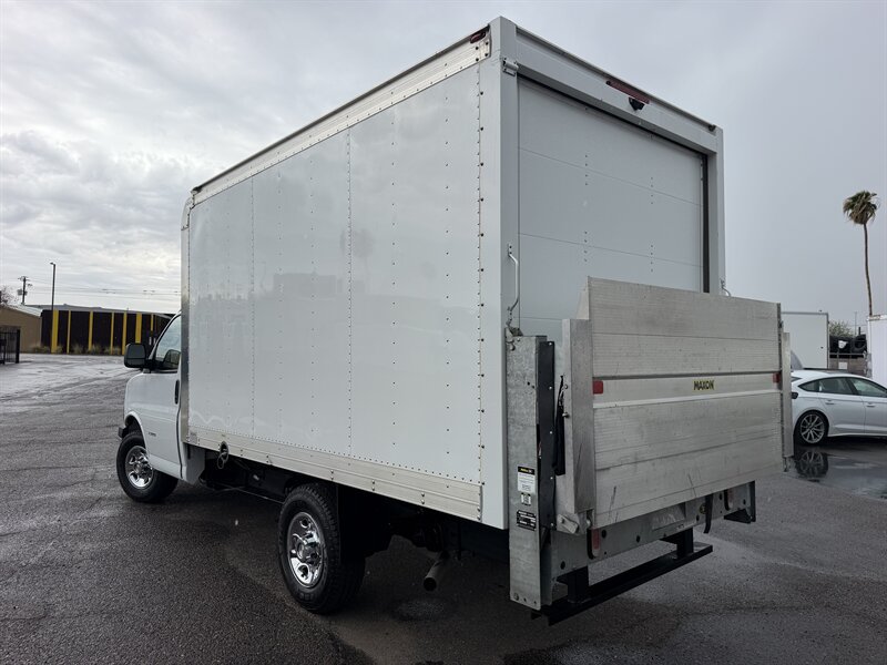 Used 2023 Chevrolet Express 3500 RWD image 5