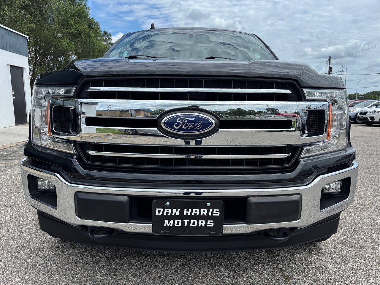 Used 2019 Ford F150 XLT AWD/4WD image 3