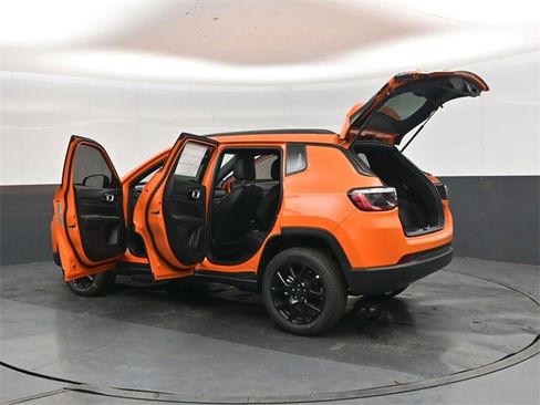 New 2026 Jeep Compass Latitude image 46