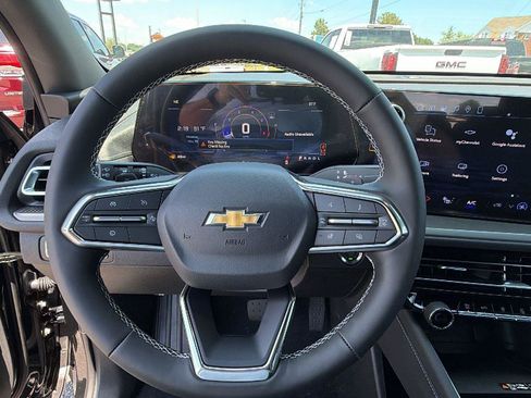 New 2026 Chevrolet Traverse LT FWD image 20