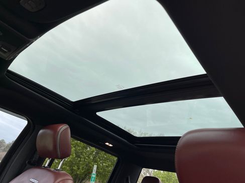 Used 2018 Ford F150 Platinum w/ Equipment Group 701A Luxury image 13