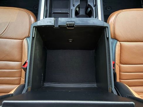 Used 2024 Ford F450 Platinum w/ FX4 Off-Road Package image 26