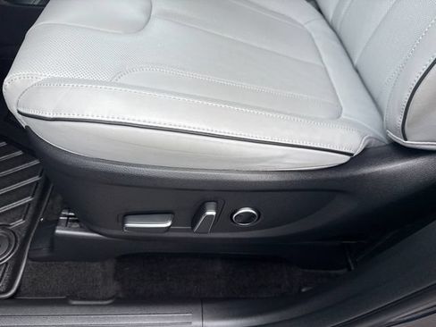 Used 2024 Hyundai Palisade SEL AWD/4WD image 11